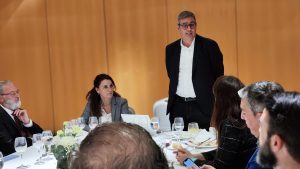Ponencia de Roger Domingo sobre el mercado editorial en el club Rotary Sevilla International