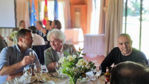 Conferencia de Carlos Rus presidente de ASPE sobre la situación de la sanidad en España en el club Rotary Sevilla International