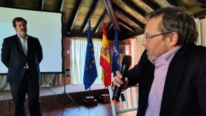 Conferencia de Carlos Rus presidente de ASPE sobre la situación de la sanidad en España en el club Rotary Sevilla International