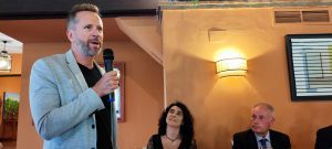 El club Rotary Sevilla International recauda más de 6000€ para mejorar la vida de los niños con cáncer para comprar detectores de venas