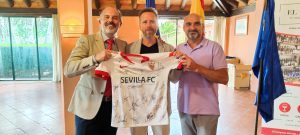 El club Rotary Sevilla International recauda más de 6000€ para mejorar la vida de los niños con cáncer para comprar detectores de venas