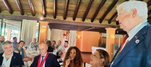 El Rotary Club Sevilla International pasa a ser el club más numeroso de Sevilla y recibe al gobernador del distrito José Ibáñez