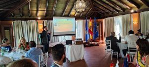 El Rotary Club Sevilla International pasa a ser el club más numeroso de Sevilla y recibe al gobernador del distrito José Ibáñez