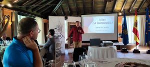 The Rotary Club Sevilla International hosts the presentation of the book The Franco Forger and forms a twinning relationship with the Rotary Club of Karlsruhe from Germany