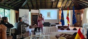 The Rotary Club Sevilla International hosts the presentation of the book The Franco Forger and forms a twinning relationship with the Rotary Club of Karlsruhe from Germany