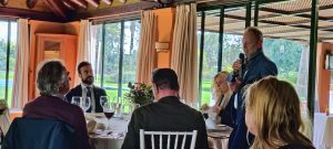 Ponencias en el Rotary Sevilla International de Rocío de los Reyes Machuca presidenta de CEDDD Andalucía y Sebastián Morales sobre ciberseguridad