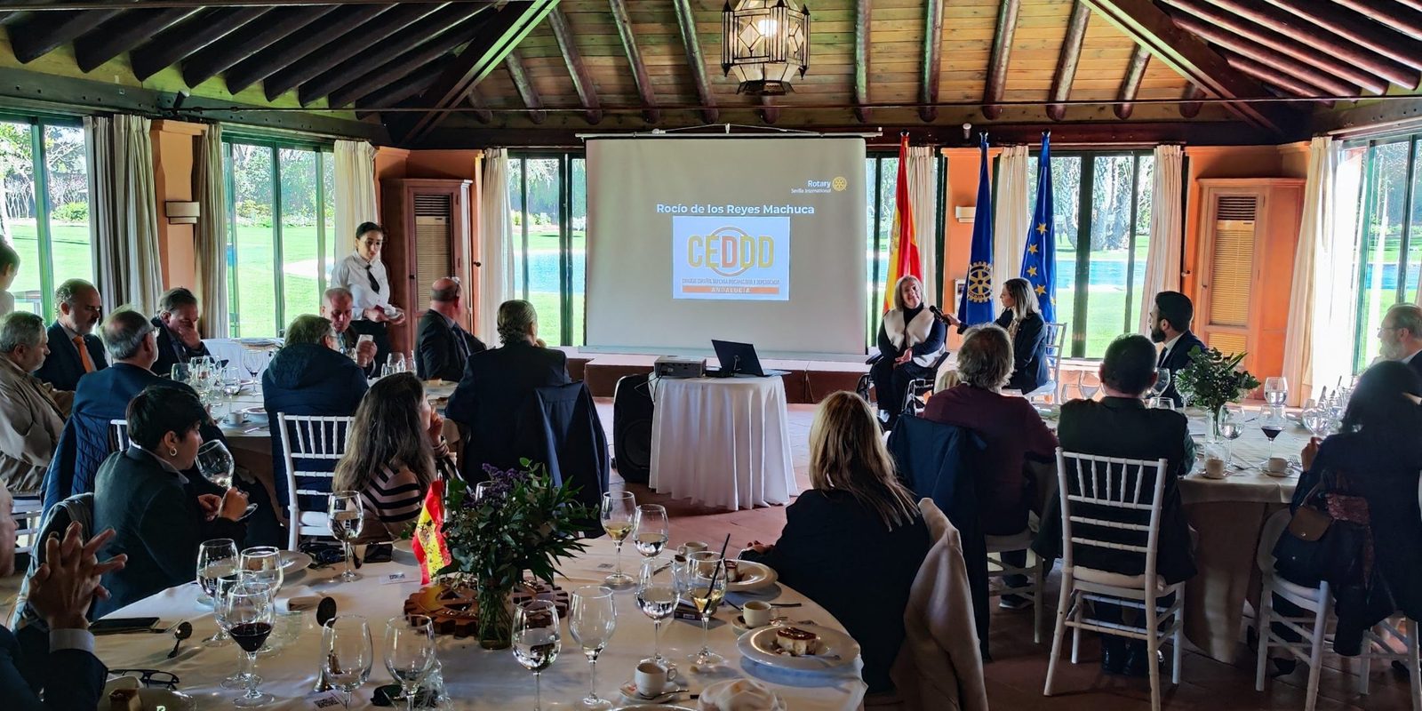 Presentations at Rotary Sevilla International by Rocío de los Reyes Machuca, President of CEDDD Andalucía, and Sebastián Morales on cybersecurity