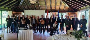 Ponencias en el Rotary Sevilla International de Rocío de los Reyes Machuca presidenta de CEDDD Andalucía y Sebastián Morales sobre ciberseguridad