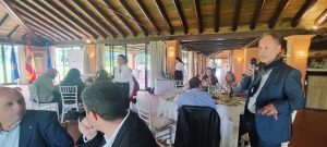 Presentations by Cristian Nila on Effective Communication and by the detective Juan Carlos Arias at the Rotary Club Sevilla International meeting
