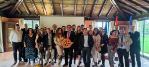 Presentations by Cristian Nila on Effective Communication and by the detective Juan Carlos Arias at the Rotary Club Sevilla International meeting