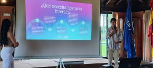 El profesor de la Universidad de Sevilla Joaquín Peña y la empresaria Sara Soriano hablan de Inteligencia Artificial y Transformación Digital en la reunión del Rotary Club Sevilla International
