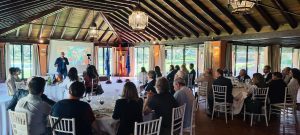 El profesor de la Universidad de Sevilla Joaquín Peña y la empresaria Sara Soriano hablan de Inteligencia Artificial y Transformación Digital en la reunión del Rotary Club Sevilla International