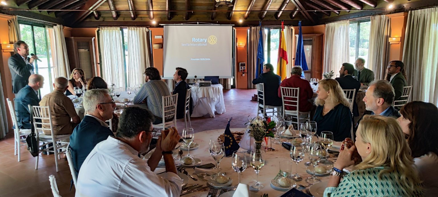 Presentations by Juan José Figueroa, Founder of the Charity Organization Llamarada de Fuego, Lawyer Manuel Marín, and Visit from the Governor’s Delegate Carmen Ortega at Rotary Club Sevilla International
