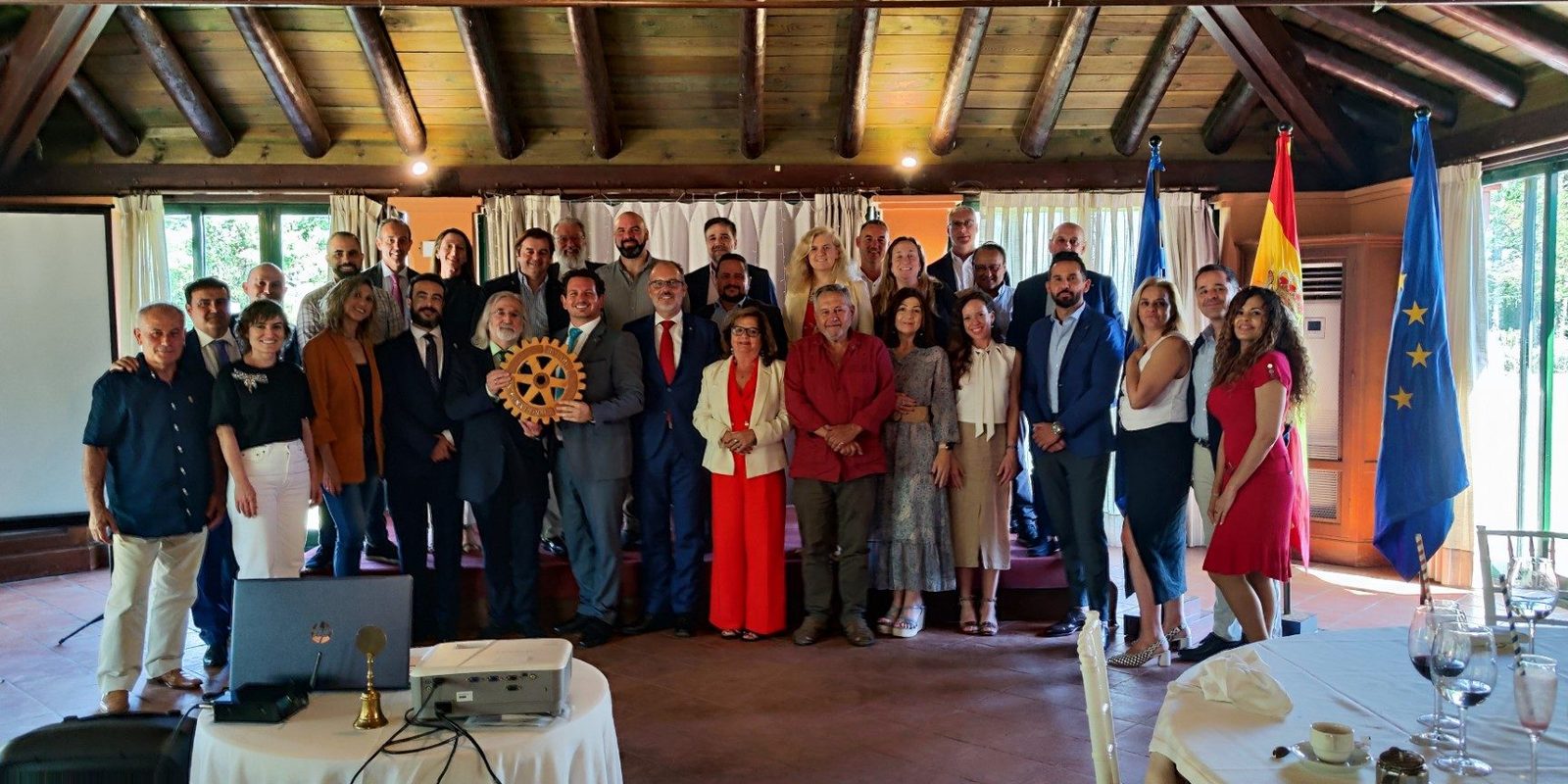 Antonio Guerrero Presents His Foundation at the Rotary Club Sevilla International
