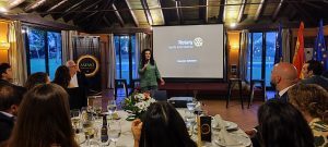 Cena solidaria del Rotary Club Sevilla International a beneficio de la Asociación ASEMO