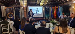Cena solidaria del Rotary Club Sevilla International a beneficio de la Asociación ASEMO