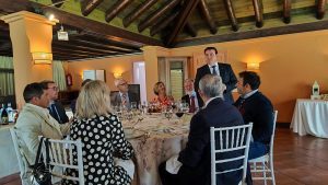 Visit of Victor Javier Elena, District Governor of District 2203, to the Rotary Sevilla International Club and presentation by Antonio Castaño on the Luis Séiquer Social Dentistry Foundation