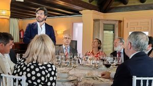 Visit of Victor Javier Elena, District Governor of District 2203, to the Rotary Sevilla International Club and presentation by Antonio Castaño on the Luis Séiquer Social Dentistry Foundation