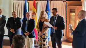 Visit of Victor Javier Elena, District Governor of District 2203, to the Rotary Sevilla International Club and presentation by Antonio Castaño on the Luis Séiquer Social Dentistry Foundation