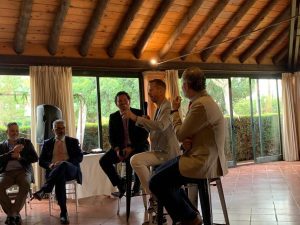 El club Rotary Sevilla International recauda más de 6000€ para mejorar la vida de los niños con cáncer para comprar detectores de venas