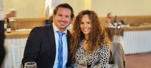 El Rotary Club Sevilla International asiste al almuerzo solidario de AFAR para personas sin hogar