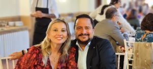 El Rotary Club Sevilla International asiste al almuerzo solidario de AFAR para personas sin hogar