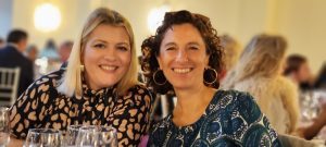 El Rotary Club Sevilla International asiste al almuerzo solidario de AFAR para personas sin hogar