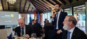 Teodoro García Egea and Antonio Barba Discuss Cryptoeconomics and Digital Law at the Recent Rotary Club Sevilla International Meeting
