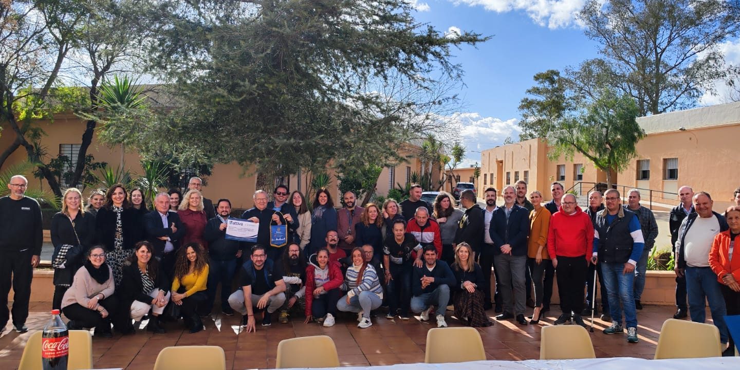 El Rotary Club Sevilla International visita el centro en Alcalá de Guadaíra de la Asociación AFAR